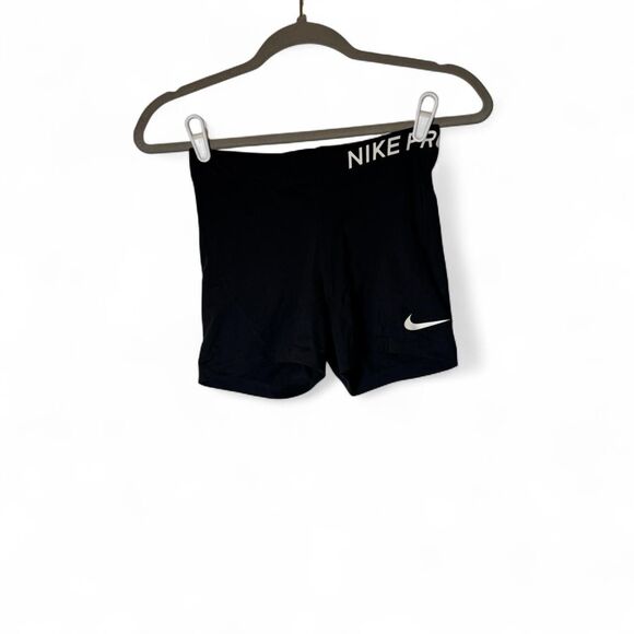 Nike Pro Black Shorts Size Med - Picture 1 of 7